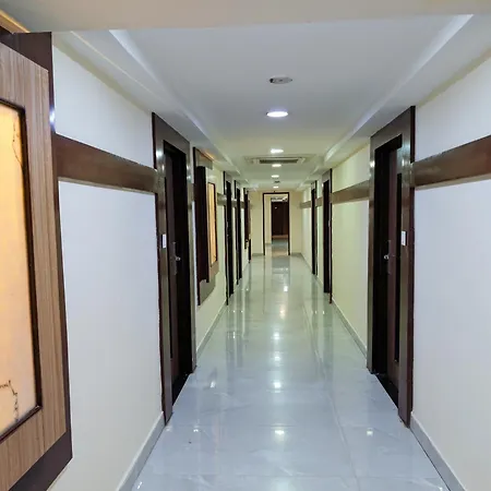 Hotel Solaris-2
