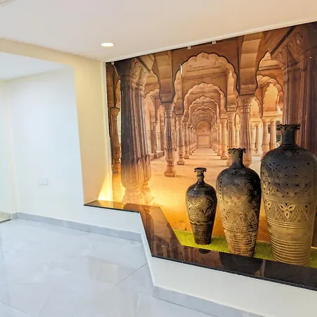Hotel Solaris-3
