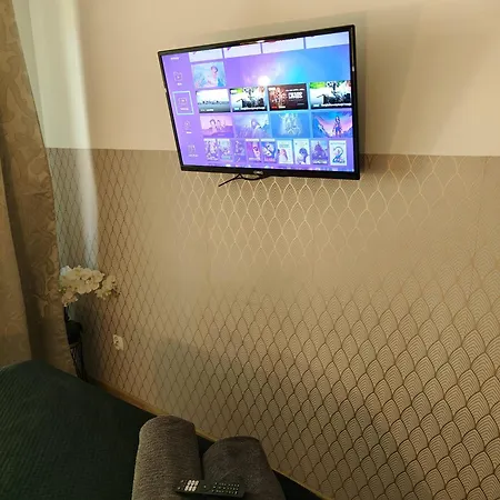Clicktheflat Zurawia Street Apart Rooms-2