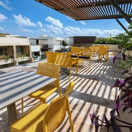 'Syrena Luxury Caribbean' Heart Of Playa Del Carmen - Fast Wi-Fi - Sea Views-2