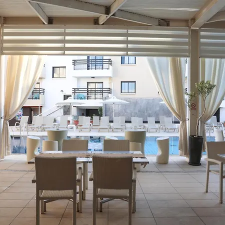Senator Hotel Apartments - Adults Only-2
