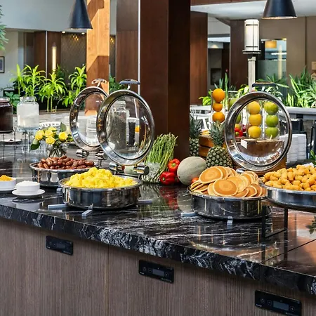 Delta Hotels By Marriott Calgary South-3