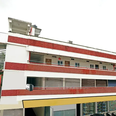 Hotel O Majestic Group-2