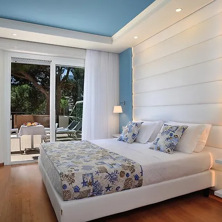 Hotel Concord - Nel Cuore Di Riccione-2