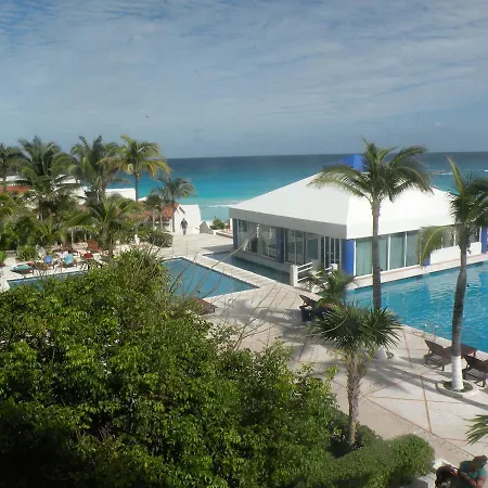 Cancun Beach Aparthotel By Solymar-2