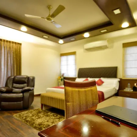 Pleasant Boulevard Mg Road-3