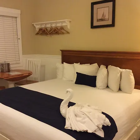 The Beachwood-2